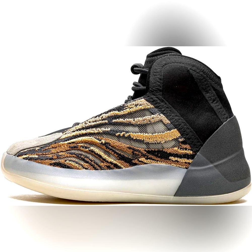 Yeezy Quantum Brown & Excellent